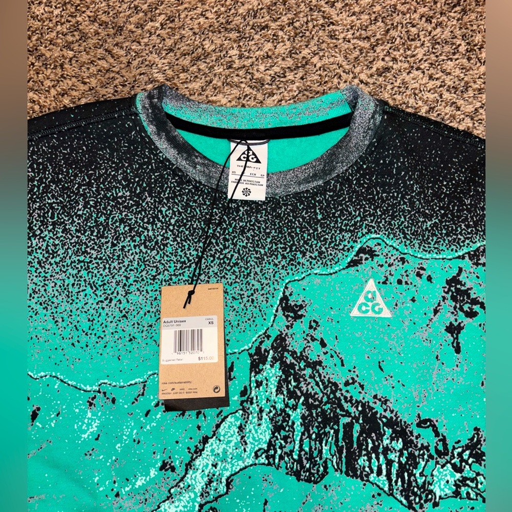 Nike ACG Therma Fit oversized All over print fleece crewneck ‘Light Menta’ NWT. - Picture 10 of 12